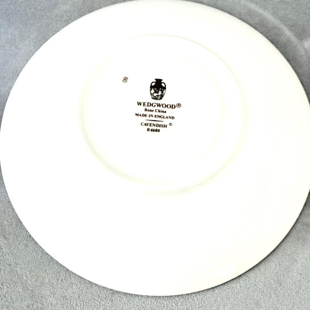 WEDGWOOD CAVENDISH pattern R4680 Cup and Saucer set Made in England Vintage - Picture 5 of 8